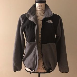 Grey boys north face Denali